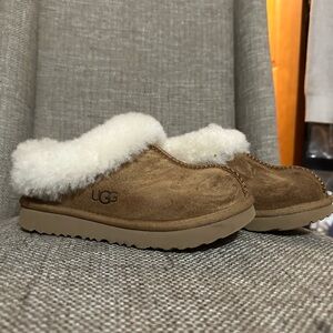 🌸Girls Cozy Ugg Slippers